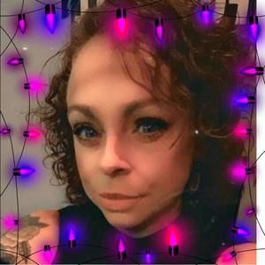 Meet your Posher, Pam